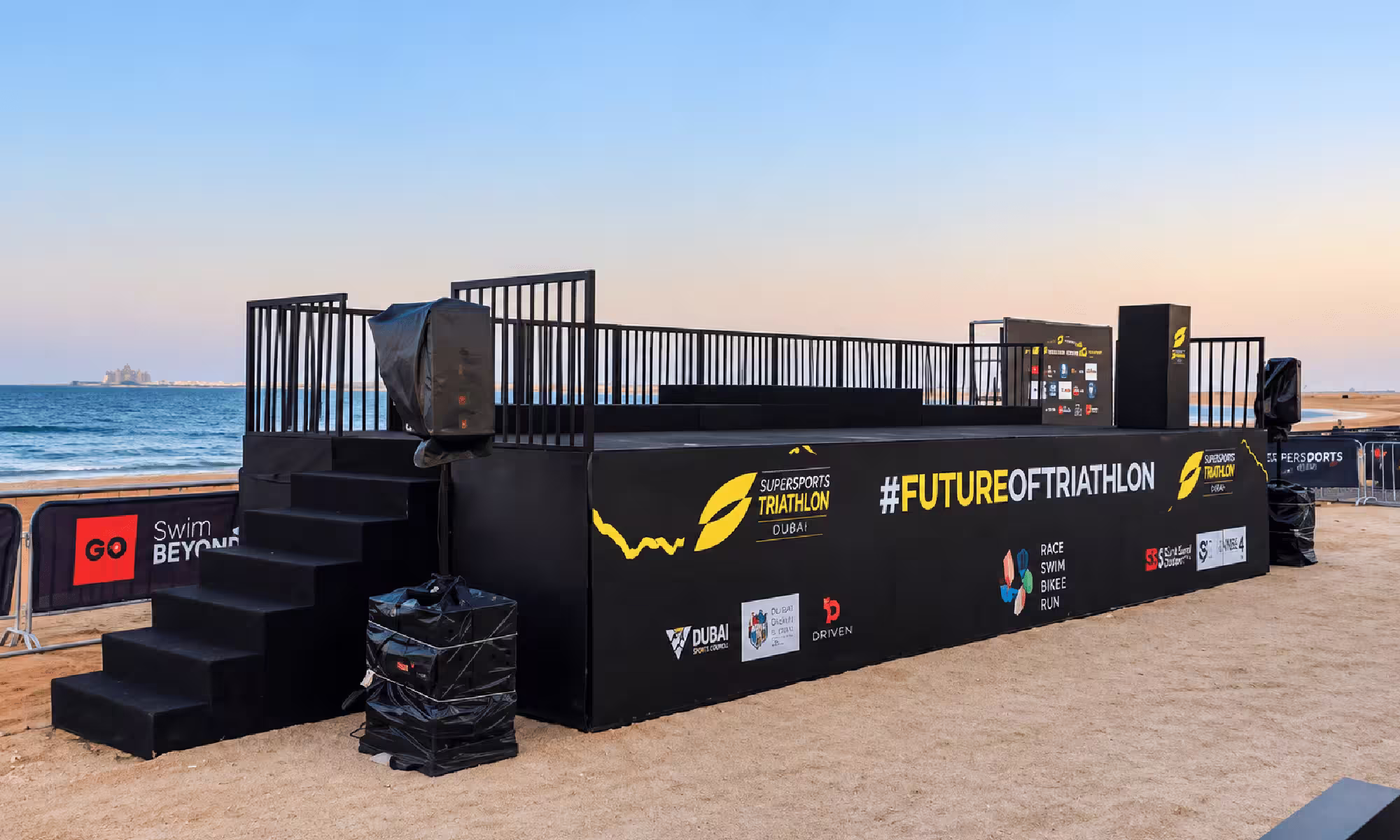 steel deck stage-1